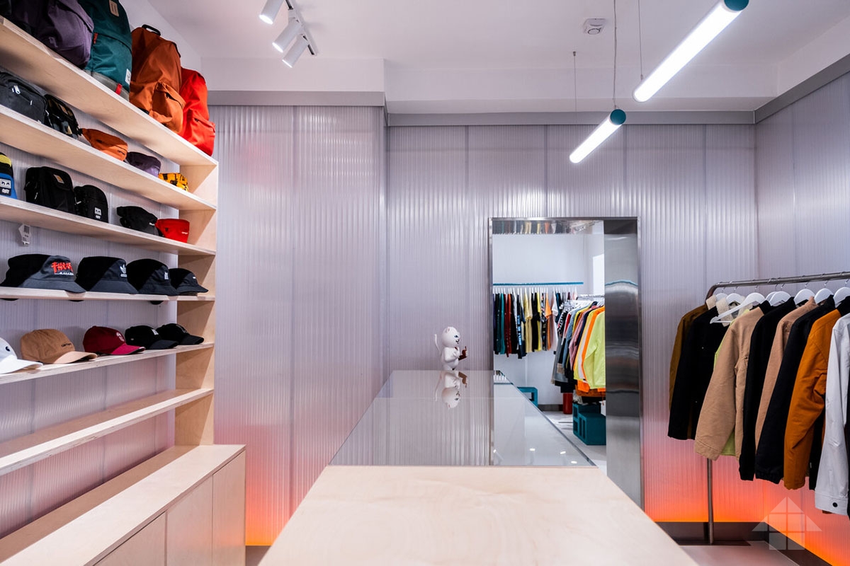 SALARIUM – магазин дизайнерской уличной одежды