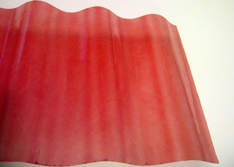 Полиэстер армированный стекловолокном волна, рулон 2,5x40м, красный